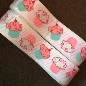5/$24 grosgrain Ribbon 7/8” NEW 5 yards cupcakes